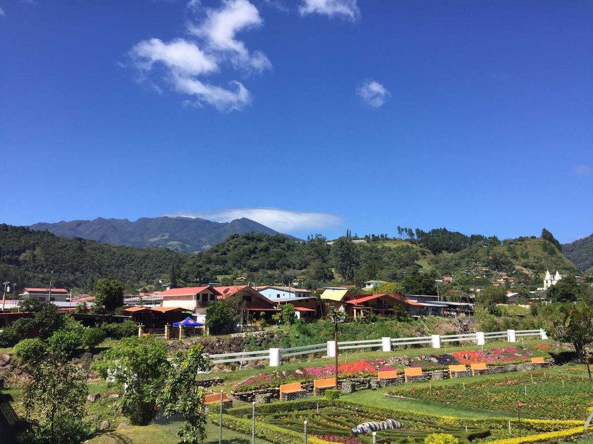 Ladera Hotel 4*